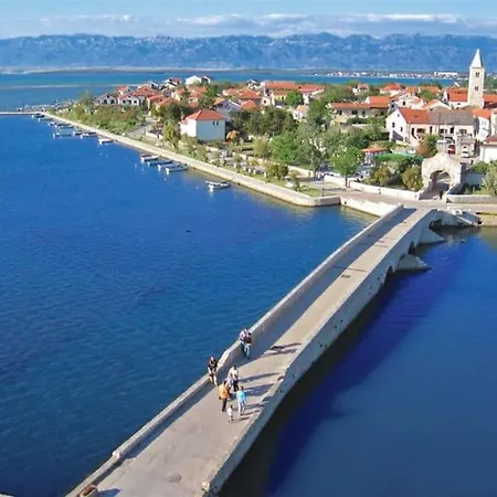 アパート Bonaca *